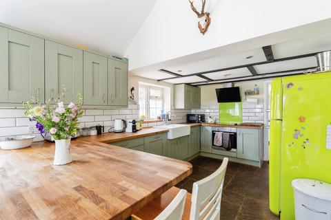 4 bedroom detached house for sale, Hoopers Pool, Southwick, Trowbridge