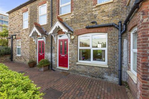 1 bedroom maisonette for sale, London Road, High Wycombe HP11