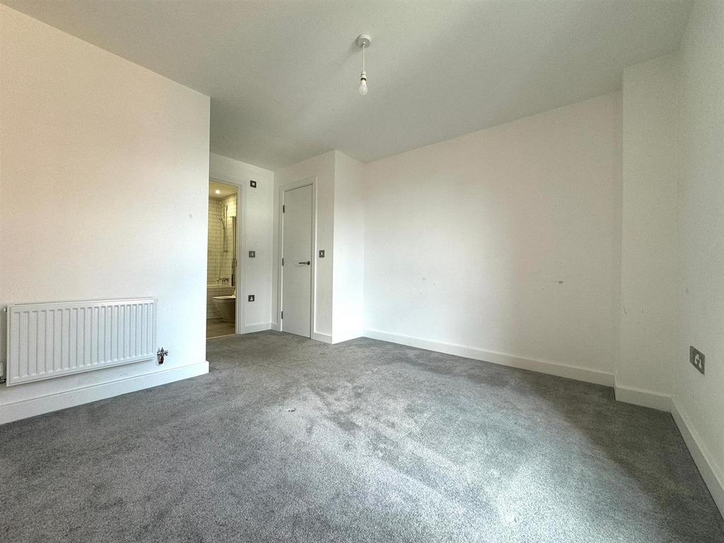 Apartment in Birmingham, Jewellery Quarter - View 5