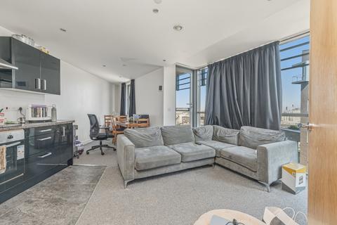 2 bedroom flat for sale, Cross Green Lane, Leeds LS9