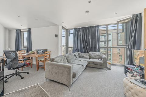 2 bedroom flat for sale, Cross Green Lane, Leeds LS9