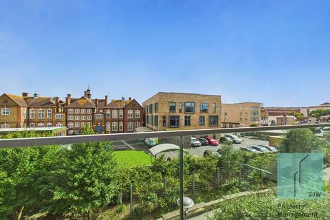 2 bedroom apartment to rent, Queenshurst Square, Kingston Upon Thames KT2