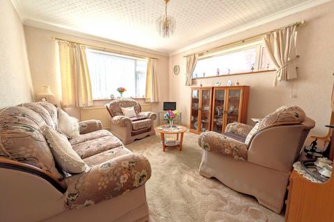 2 bedroom bungalow for sale, Mayfield Grove, Skegness, PE25