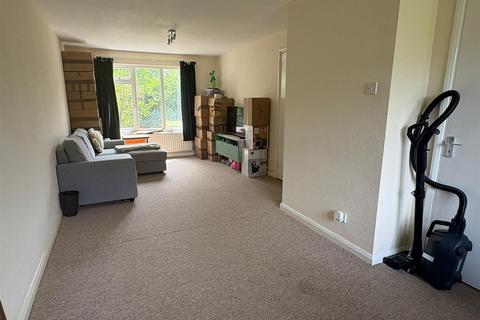 3 bedroom end of terrace house to rent, Drovers Way, Hatfield