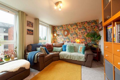 undefined, 2/1 5 Richmond Park Gardens, Oatlands, Glasgow, G5 0HG