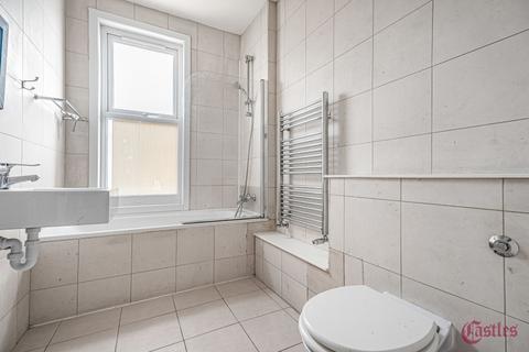 1 bedroom flat to rent, Sidney Avenue, Palmers Green, N13