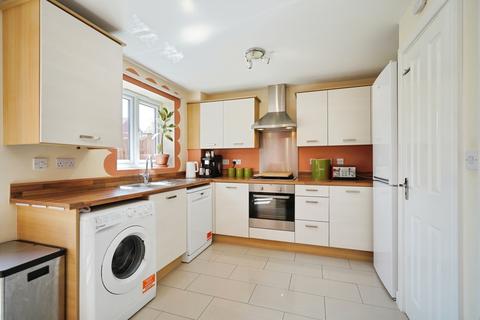 3 bedroom semi-detached house for sale, Bridgewater Road, Burton-on-Trent, Staffordshire, DE14
