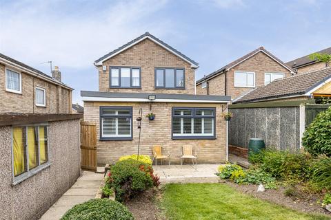 3 bedroom detached house for sale, Heathfield, Mirfield WF14