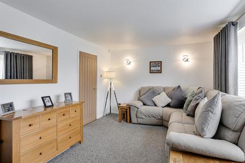 3 bedroom detached house for sale, Heathfield, Mirfield WF14