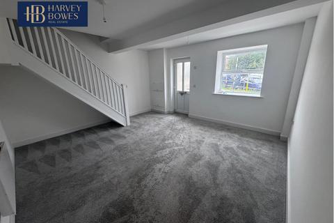 2 bedroom end of terrace house to rent, North Street, Newport NP20