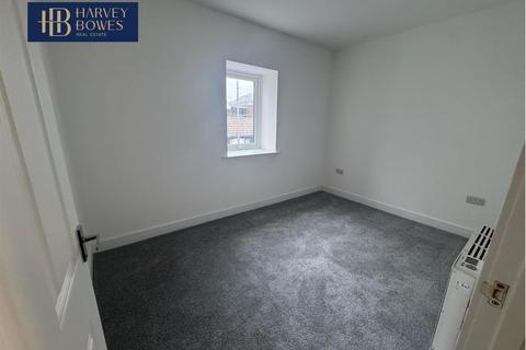 2 bedroom end of terrace house to rent, North Street, Newport NP20
