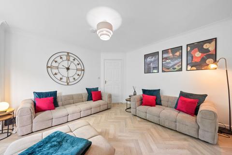 2 bedroom apartment for sale, Clayhills Drive, Cambusbarron , Stirling, FK7