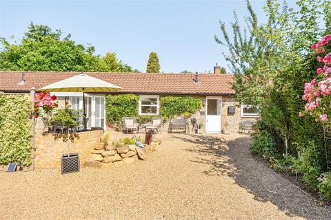 3 bedroom detached house for sale, Waterhouse Lane, Kingswood, Surrey