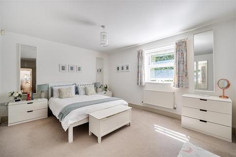 3 bedroom detached house for sale, Waterhouse Lane, Kingswood, Surrey
