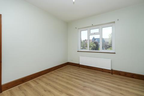 3 bedroom terraced house to rent, Minard Road London SE6