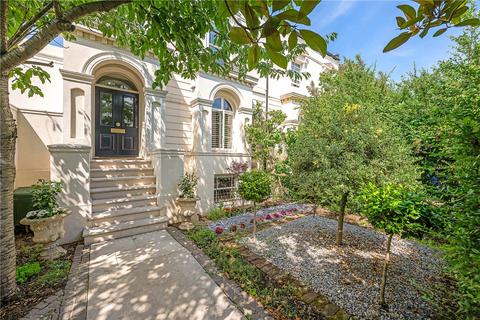 Park Hall Road, London, SE21
