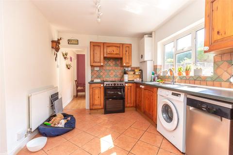 4 bedroom end of terrace house for sale, Arnall Drive, Bristol, BS10