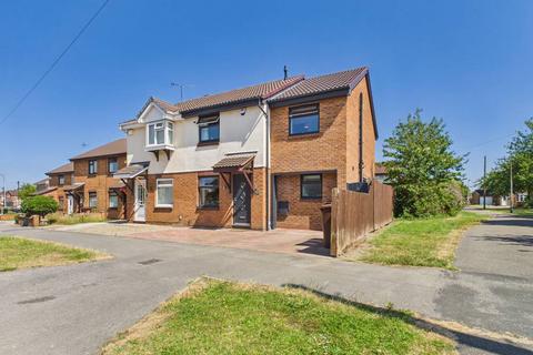 4 bedroom semi-detached house for sale, Howdale Road, Hull, HU8 9JZ