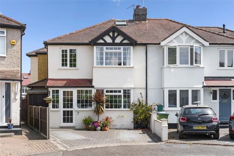 Molesey Park Avenue, West Molesey, Surrey, KT8