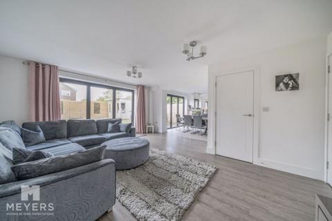 4 bedroom semi-detached house for sale, 14 Warmwell Road, Crossways, DT2 8