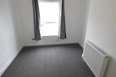 3 bedroom terraced house to rent, King Street, Ilkeston. DE7 8GJ