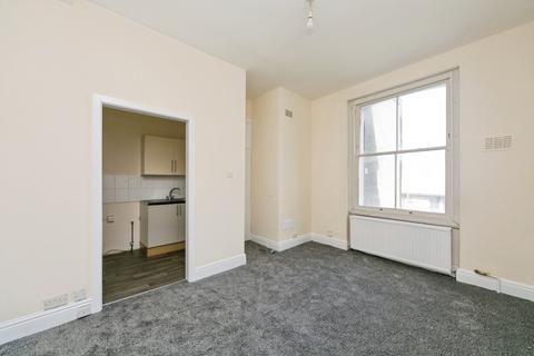 1 bedroom flat for sale, Abergele Road, Colwyn Bay, Conwy, LL29