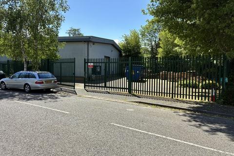 Warehouse to rent, St. James Rd Brackley NN13 7XY