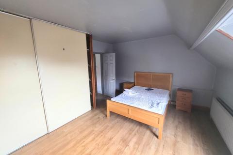 3 bedroom terraced bungalow to rent, Pensher Street, Sunderland, SR4