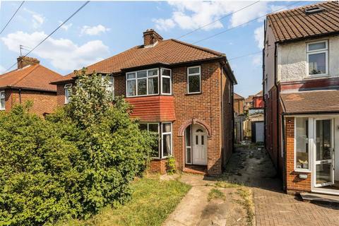 Cumbrian Gardens, London NW2
