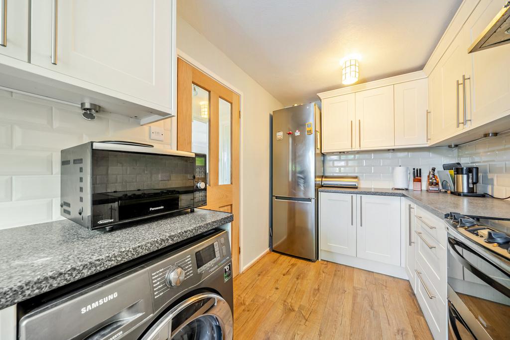 1487404-7-6a4bd81...