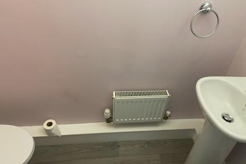 3 bedroom terraced house to rent, Savannah Place, Great Sankey WA5
