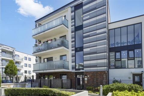 2 bedroom flat to rent, Williams Way, Wembley