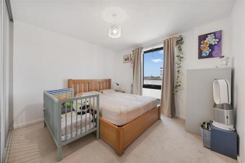 2 bedroom flat to rent, Williams Way, Wembley