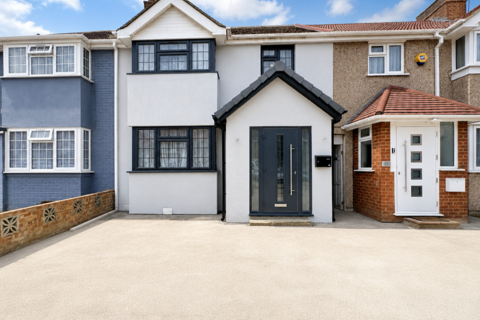 Berwick Avenue, Hayes, Greater London, UB4