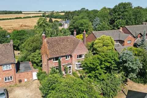 3 bedroom detached house for sale, Chase Hill, Geddington, Kettering, Northamptonshire, NN14