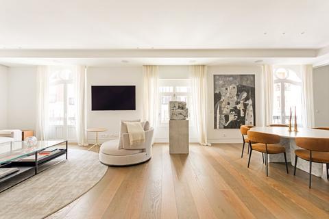 4 bedroom apartment, An exclusive residence in the heart Of Jerónimos, Retiro - Jerónimos