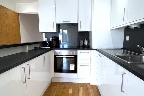 2 bedroom flat to rent, Euston, London NW1