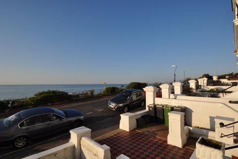 2 bedroom flat to rent, South Cliff, Eastbourne, BN20