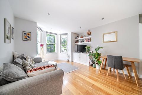 1 bedroom flat for sale, Grove Crescent, Kingston Upon Thames, KT1