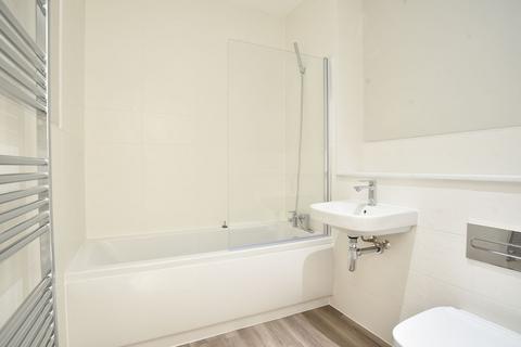 2 bedroom flat to rent, 18 Langsett Grove, Harrogate, HG3