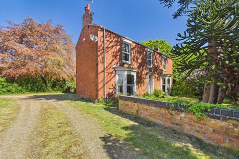 4 bedroom farm house for sale, Huttoft Road, Huttoft LN13