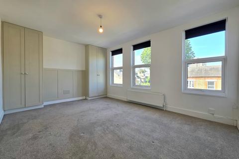 2 bedroom flat to rent, Vaughan Road, London, SE5