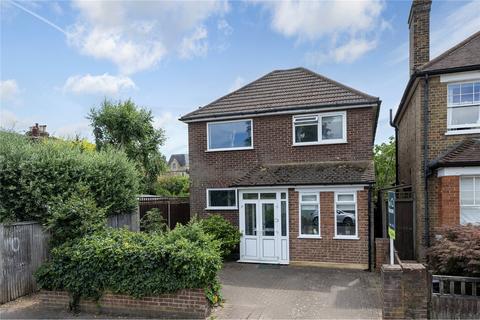 Varna Road, Hampton Village