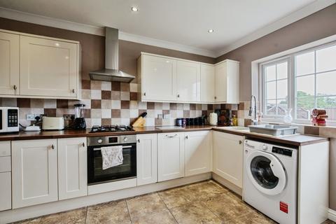 3 bedroom detached bungalow for sale, Burgh Road, Skegness