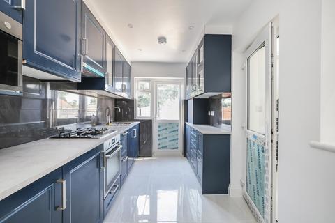 3 bedroom terraced house to rent, Park Lane, Harefield, Uxbridge, UB9
