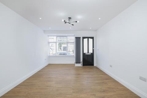 3 bedroom terraced house to rent, Park Lane, Harefield, Uxbridge, UB9