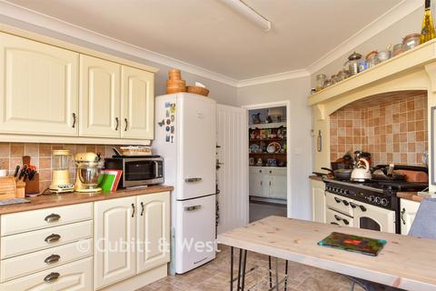 2 bedroom detached bungalow for sale, Hewarts Lane, Bognor Regis PO21