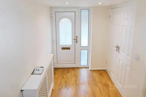 3 bedroom semi-detached house to rent, Walton Close, Stourport-on-Severn, Worcestershire, DY13