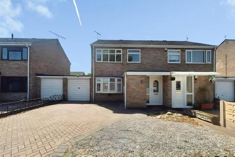 3 bedroom semi-detached house to rent, Walton Close, Stourport-on-Severn, Worcestershire, DY13