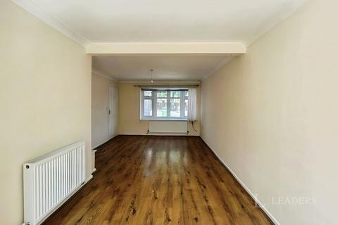3 bedroom semi-detached house to rent, Walton Close, Stourport-on-Severn, Worcestershire, DY13